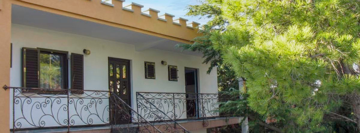 Five-Bedroom Holiday Home In Rovanjska, Ясенице — фото 1