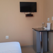 Ekuthuleni Guest House - Soweto, Soweto — photo 2