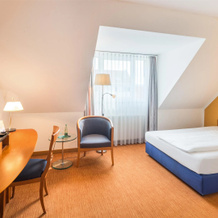 Best Western Hotel Am Strassberger Tor, 普劳恩 — 照片 2