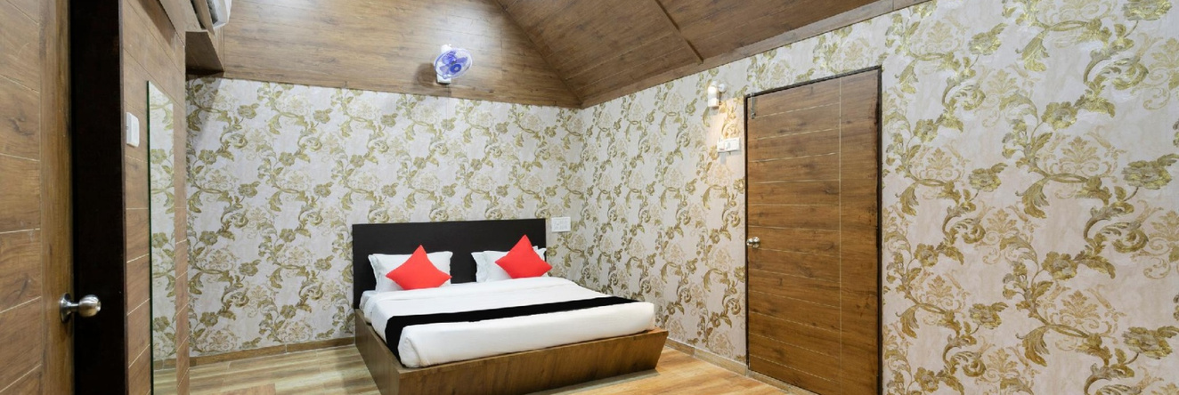 Capital O 65330 King Water Park & Resort, 维尔普尔 — 照片 1