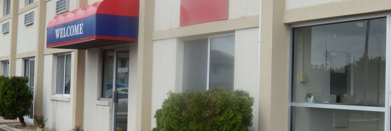 Red Roof Inn & Suites Wapakoneta, Вапаконета — фото 1