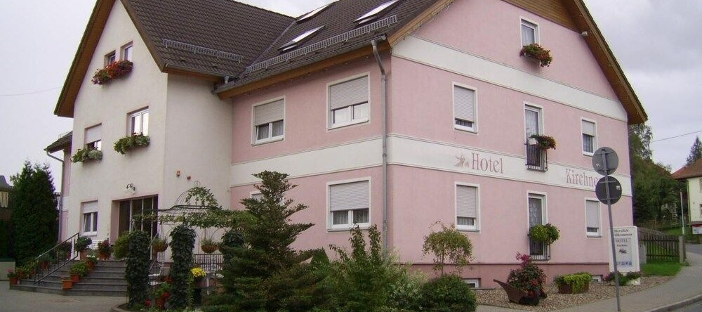 Hotel Kirchner, 塔兰特 — 照片 1