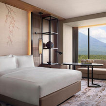 Higashiyama Niseko Village, a Ritz-Carlton Reserve, Niseko — photo 4