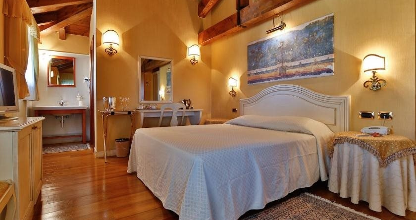 Albergo Da Nando, 莫尔特利亚诺 — 照片 1