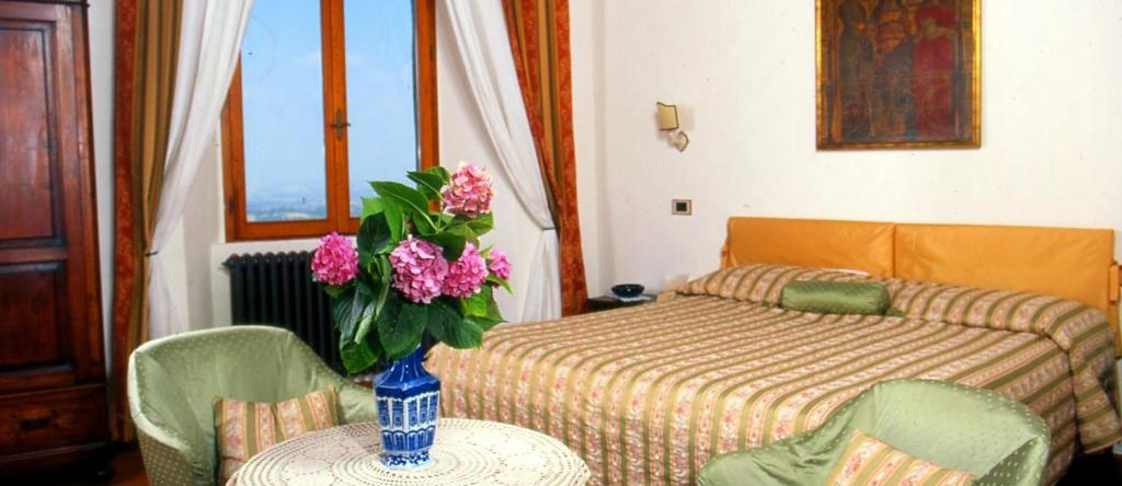 Albergo Santa Chiara, Сартеано — фото 1