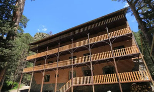 Sirius Azau Hotel