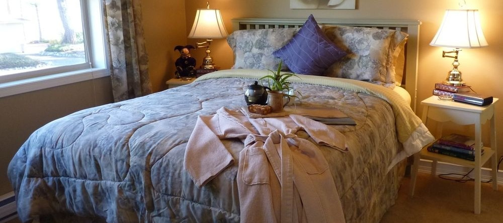 Willow Guest House A Bed and Breakfast, Denman Island — photo 1