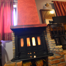 Georgios V Chalet, 卡拉夫里塔 — 照片 3