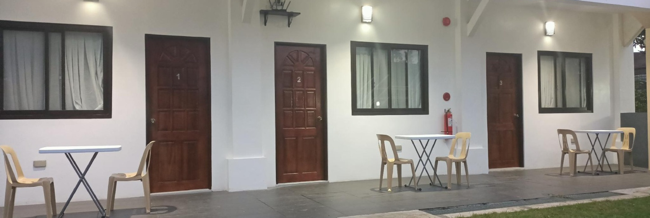 Alona Whitehouses Resort, Tawala — photo 1