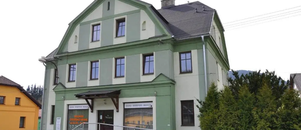 Apartmánové ubytování v Koutech, 德斯纳河畔卢奇纳 — 照片 1