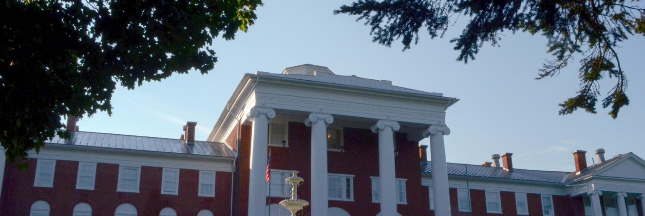 The Blackburn Inn And Conference Center, Стонтон — фото 1