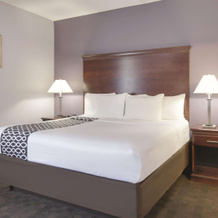 La Quinta Inn & Suites By Wyndham Corsicana, Корсикана — фото 4