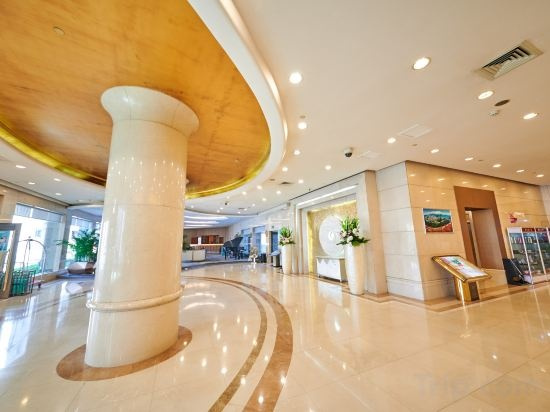 Panzhihua Hotel, 攀枝花 — 照片 1