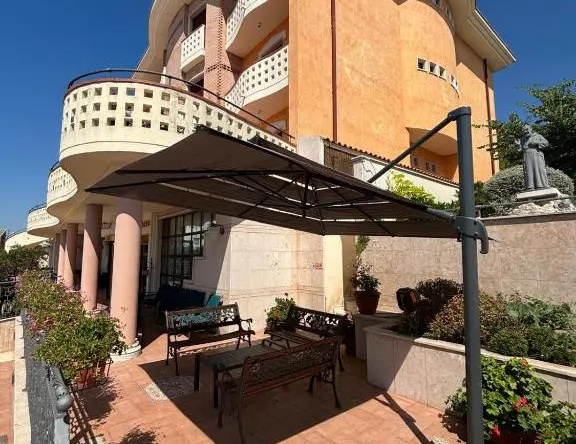 Hotel Valle Rossa, Сан-Джованни-Ротондо — фото 1