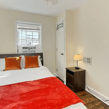 Beautiful 3br/2ba Colonial House | CozySuites, 亚历山大 — 照片 3
