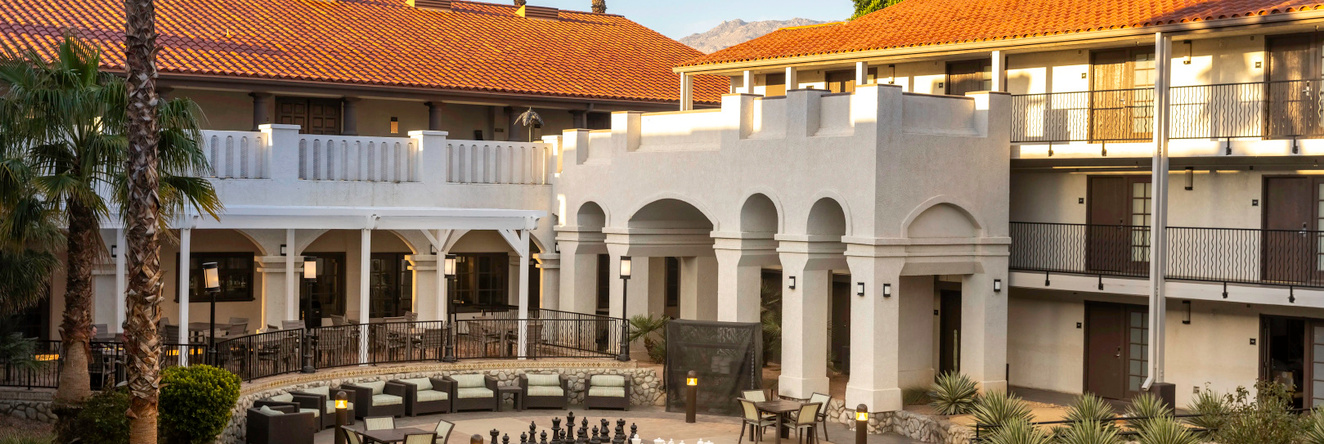 Embassy Suites By Hilton Palm Desert, Палм-Дезет — фото 1