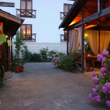Alaku Hotel, Babushara — photo 2