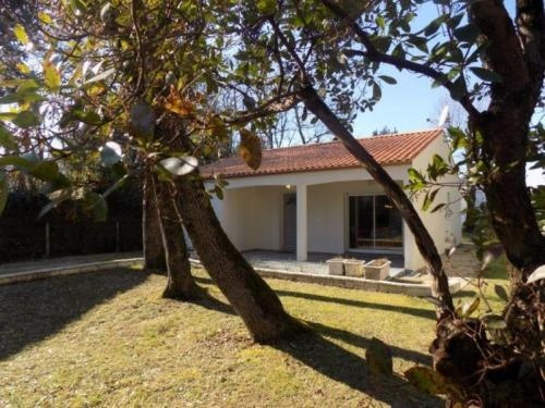 House Vaux sur mer - maison individuelle au calme et à 10min a pied de la plage de nauzan 1, 沃叙梅尔 — 照片 1