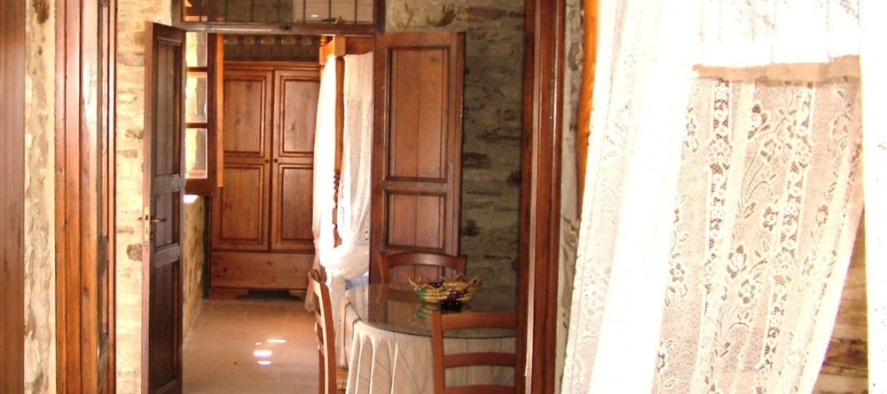 Romios Holiday Apartments, Kalavasos — photo 1