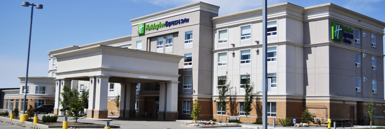 Chateau Inn & Suites Bonnyville, Bonnyville — photo 1