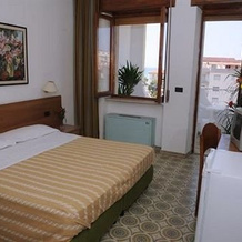 Hotel Jolì, 托尔托拉 — 照片 5