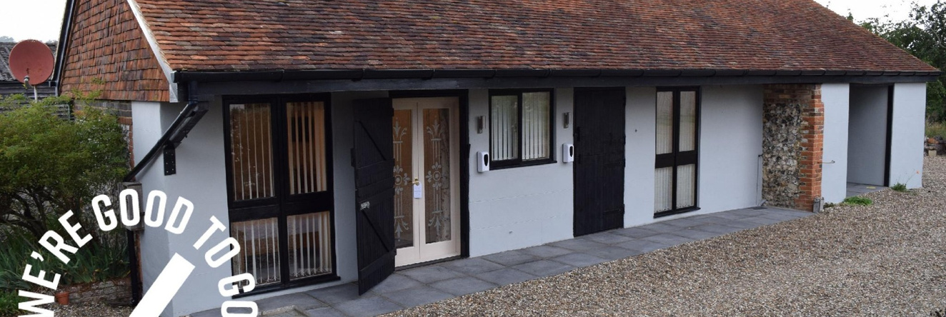 Sandhurst Farm Forge, 锡廷伯恩 — 照片 1