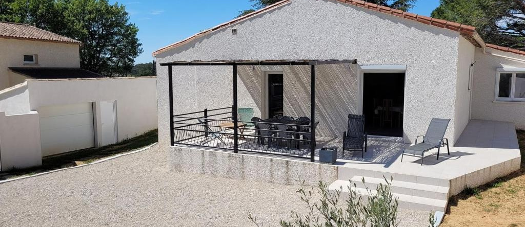 Villa entière de 145m² calme en petite Camargue, 博瓦桑 — 照片 1