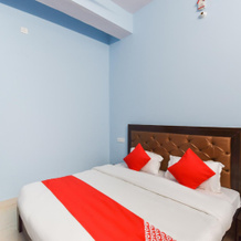 OYO Flagship 65912 Hotel Food Mania, 雷瓦尔萨尔 — 照片 4