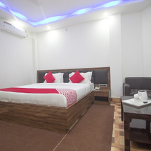 OYO 29258 Hotel Debrani International, 北米蒂亚利 — 照片 4