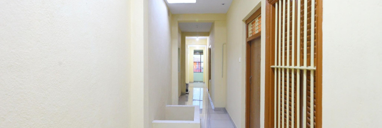 OYO 10449 Hotel Le Sai, 普尔南库帕姆 — 照片 1