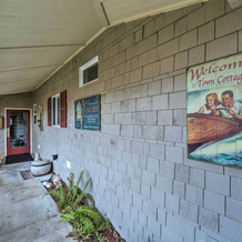 Anacortes Condo ~ 1 Mi to Marina & Fidalgo Bay!, Anacortes — photo 2