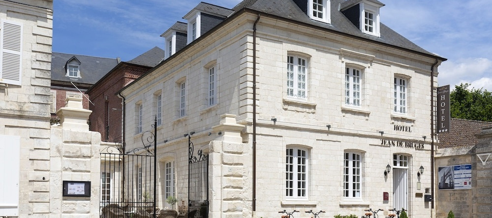 Hôtel Jean De Bruges, Сен-Рикье — фото 1