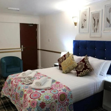 OYO 4 Sisters Inn, 斯利福德 — 照片 2