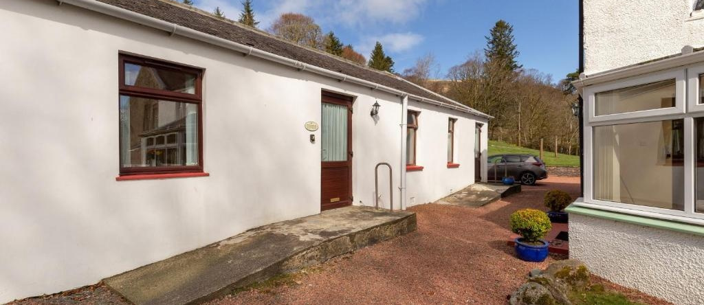Doonans Cottage, 斯特拉顿 — 照片 1