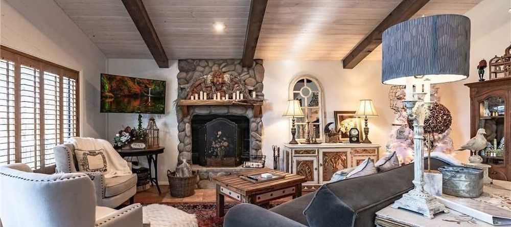 Bella Luna Cottage - Three Bedroom Cabin, 阿尔托 — 照片 1