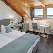 Hotel Garni Möwe Am See, 基姆湖畔普林 — 照片 2