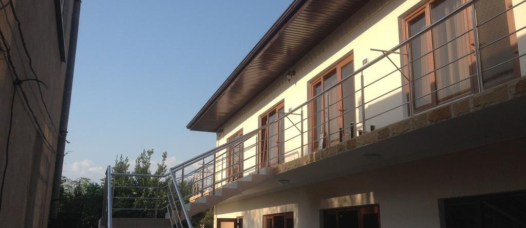 Na Abazinskoj Guesthouse, Bambora — photo 1