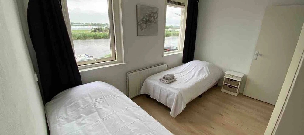 Spacious Nice House Near Amsterdam City Centre and Schiphol Airport, 阿姆斯特丹 — 照片 1