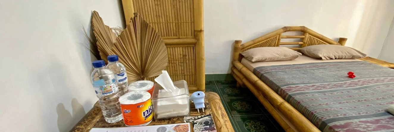 Duyung Rooms and Resto, Gerupuk — photo 1