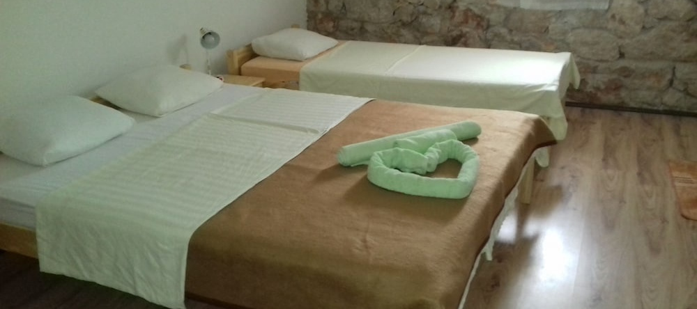 Apartment With one Bedroom in Tribanj, With Enclosed Garden and Wifi -, Tribanj — photo 1