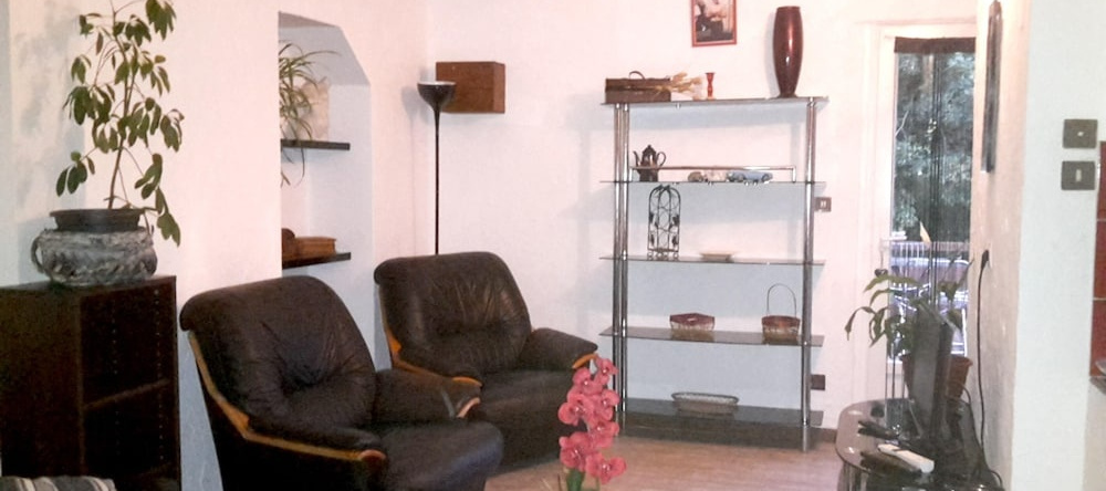 House With 3 Bedrooms In Villeneuve, With Enclosed Garden And Wifi, Вильнёв-д'Аверон — фото 1