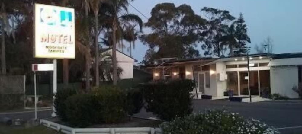 Lake Munmorah Motel, 莱克曼莫尔 — 照片 1