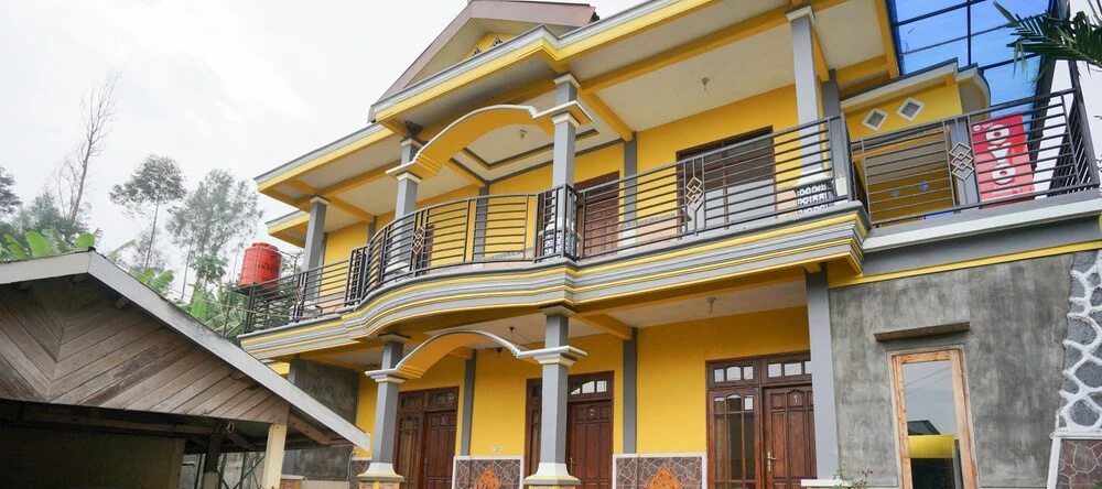 OYO 1967 Canaya Homestay, 托萨里 — 照片 1