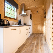 Wooden Chalet with Dishwasher near De Veluwe National Park, 奥特洛 — 照片 3