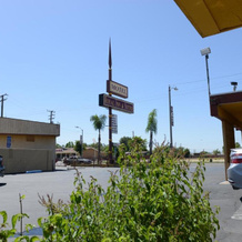 Royal Inn and Suites, Hemet — photo 3