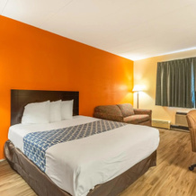 Econo Lodge Inn & Suites Windsor Locks Bradley Airport, Виндзор Локс — фото 5
