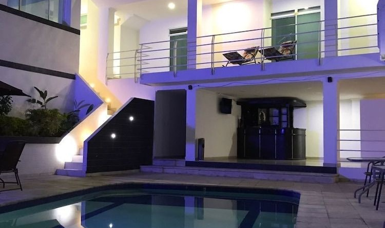 Hotel Casa Blanca Villeta, 维莱塔 — 照片 1