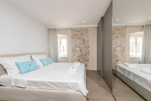 Luxe Riva Lavanda, Hvar Heritage Apartment, 赫瓦尔 — 照片 1