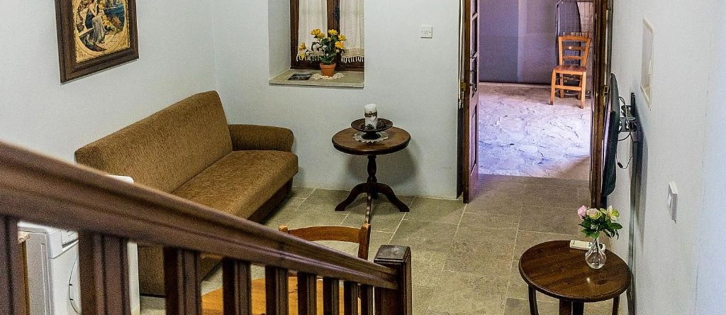 To Konatzi tou Flokka, Agios Theodoros — photo 1