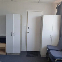 1 Double 1 Single 2 Sofa Beds Suite 2, Нью-Линн — фото 3